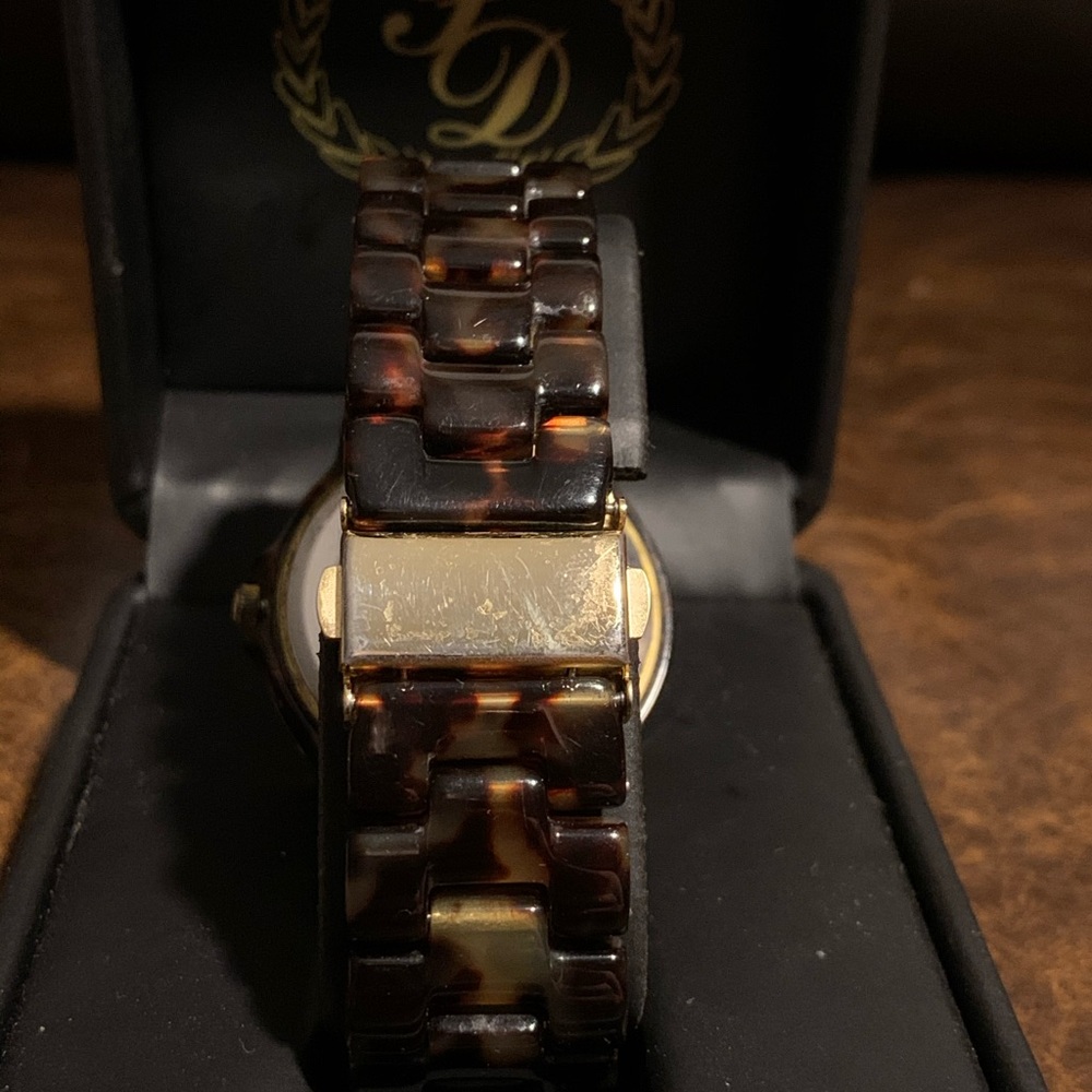 Premier Design Tortoise Shell Timepiece/Watch - image 4